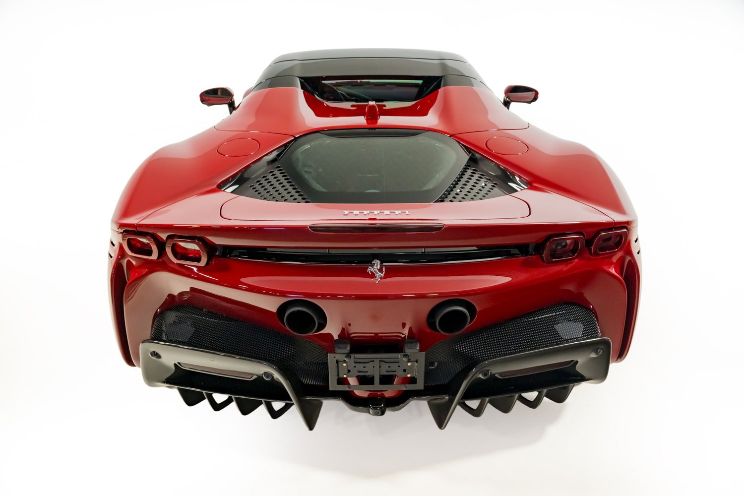 Used 2023 Ferrari SF90 Spider AWD/4WD image 7