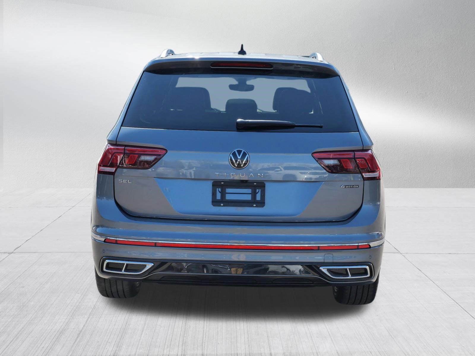 Used 2023 Volkswagen Tiguan SEL R-Line image 6