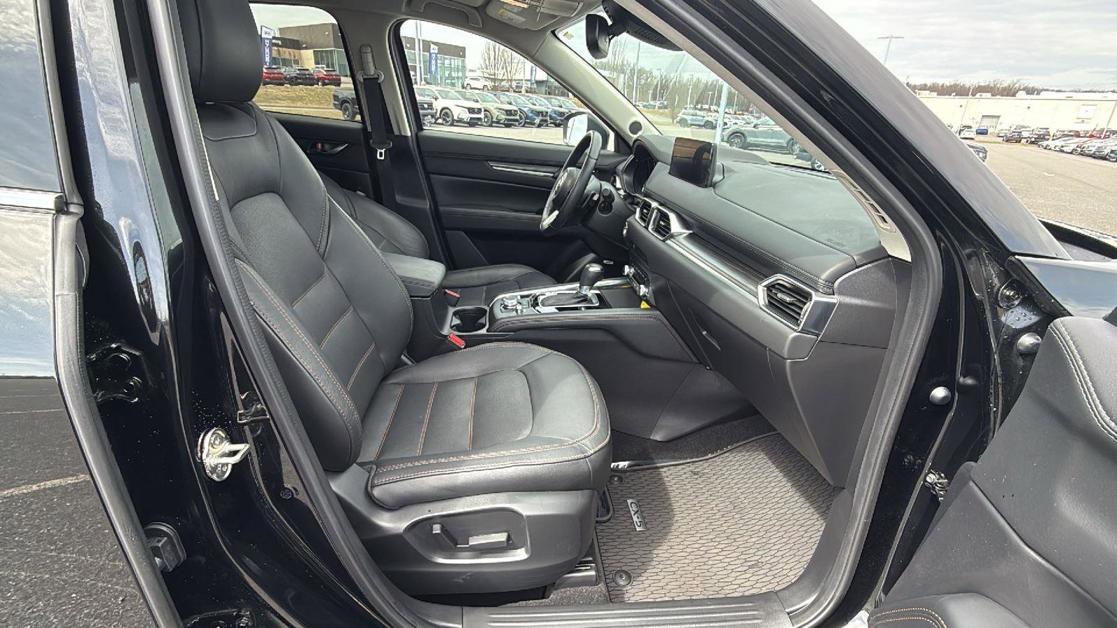 Certified 2022 MAZDA CX-5 AWD 2.5 S w/ Premium Plus Pkg image 18