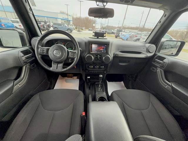 Used 2018 Jeep Wrangler Unlimited Sport image 19