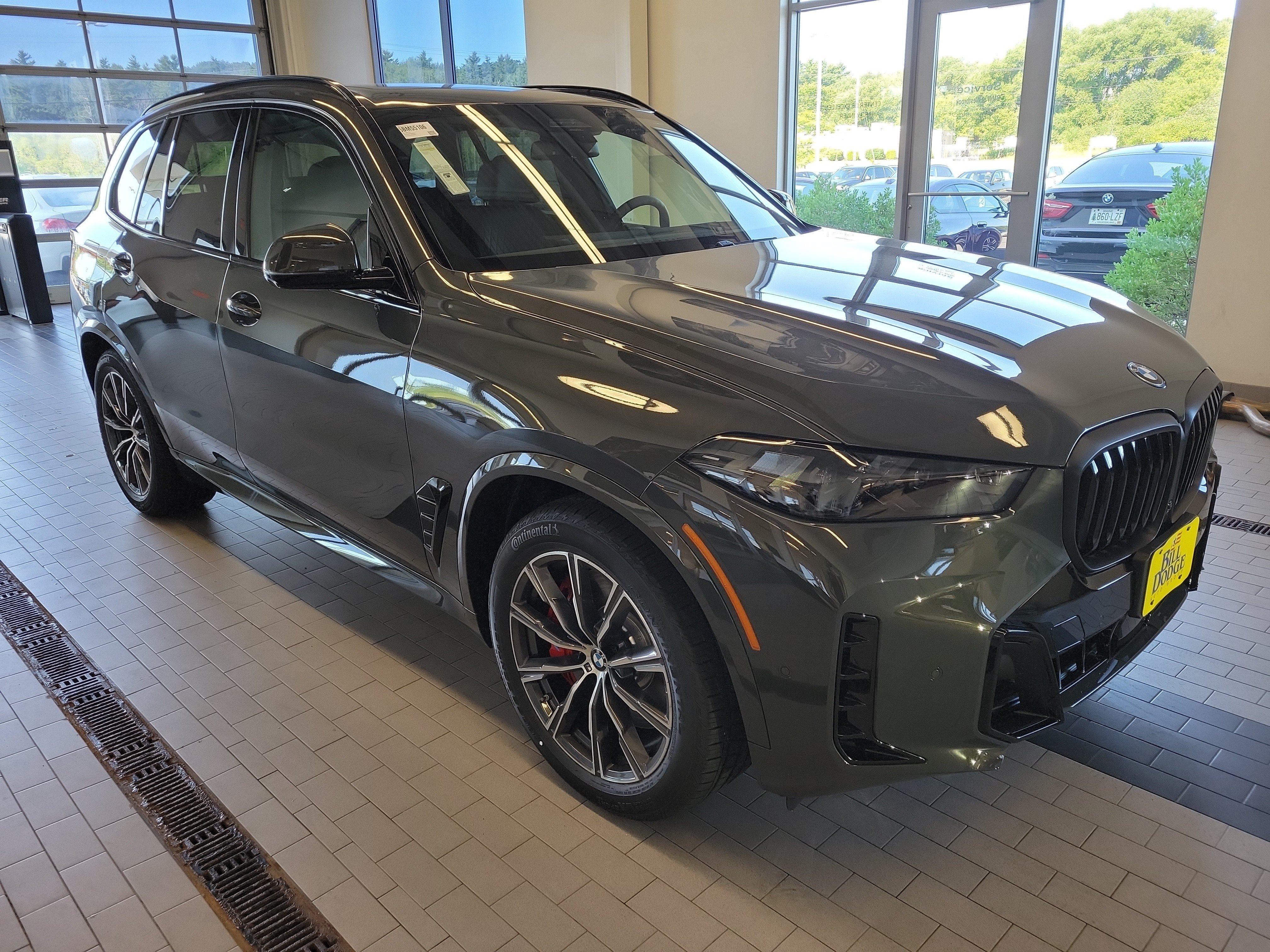 New 2026 BMW X5 xDrive50e w/ Executive Package AWD/4WD image 9