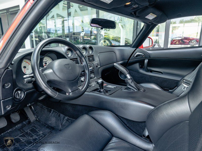 Used 2002 Dodge Viper GTS RWD image 34