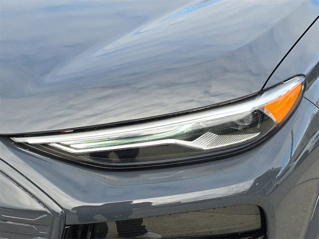 Certified 2025 Audi Q6 e-tron Premium w/ Convenience Package image 32