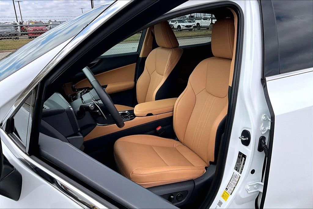 Used 2026 Lexus NX 350 350 Base w/ Accessory Package (Z1) image 35