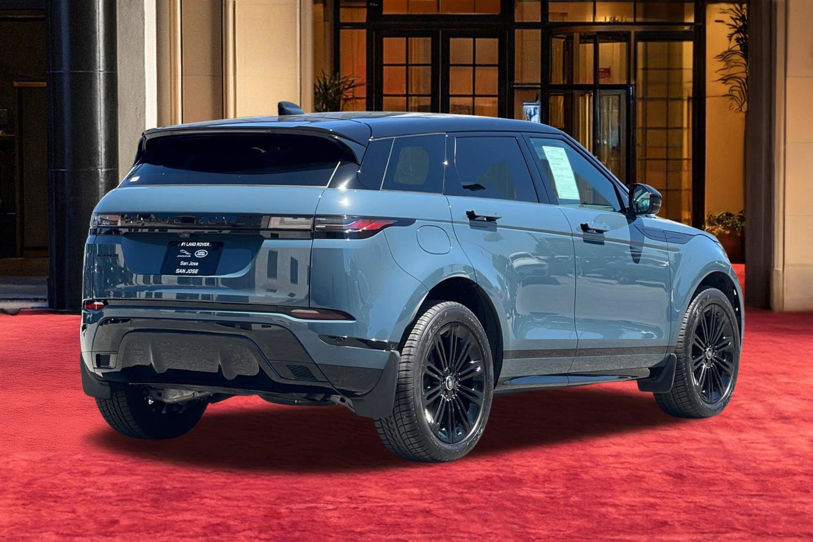 Certified 2026 Land Rover Range Rover Evoque Dynamic SE AWD/4WD image 8