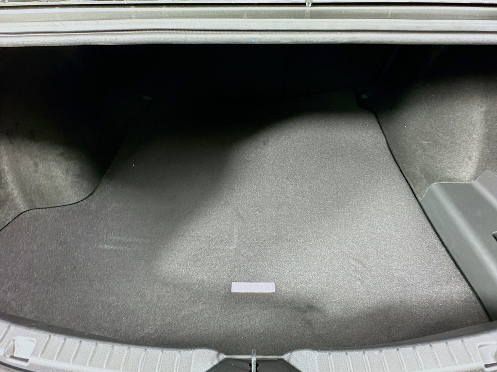 New 2025 MAZDA MAZDA3 2.5 Turbo Sedan w/Premium Plus image 33