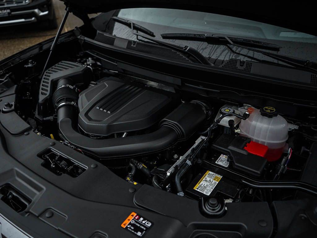 New 2026 GMC Acadia Denali Ultimate w/ LPO, Floor Liner Package image 7