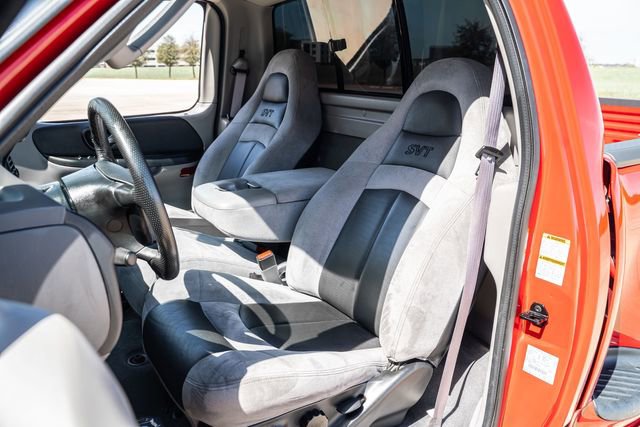 Used 2004 Ford F150 Lightning image 21