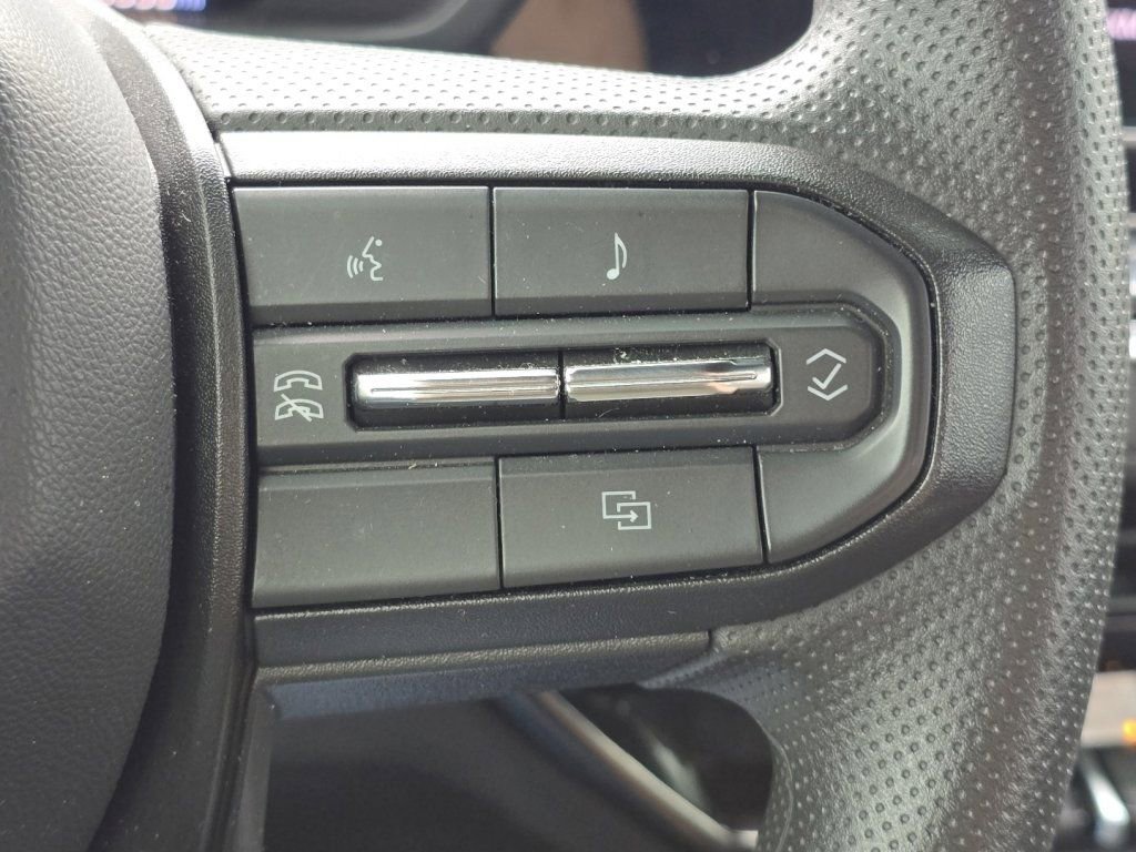 Used 2025 Chevrolet Colorado W/T w/ Advanced Trailering Package image 27