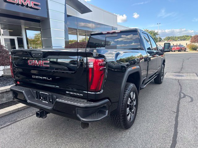 New 2026 GMC Sierra 2500 Denali w/ Denali Reserve Package AWD/4WD image 10