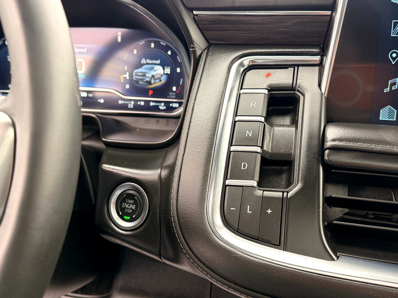 Used 2024 Chevrolet Tahoe Z71 image 20