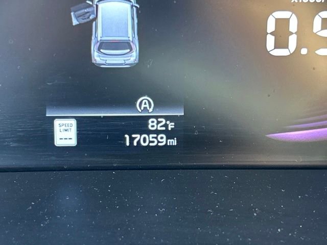 Used 2023 Kia Soul EX image 30