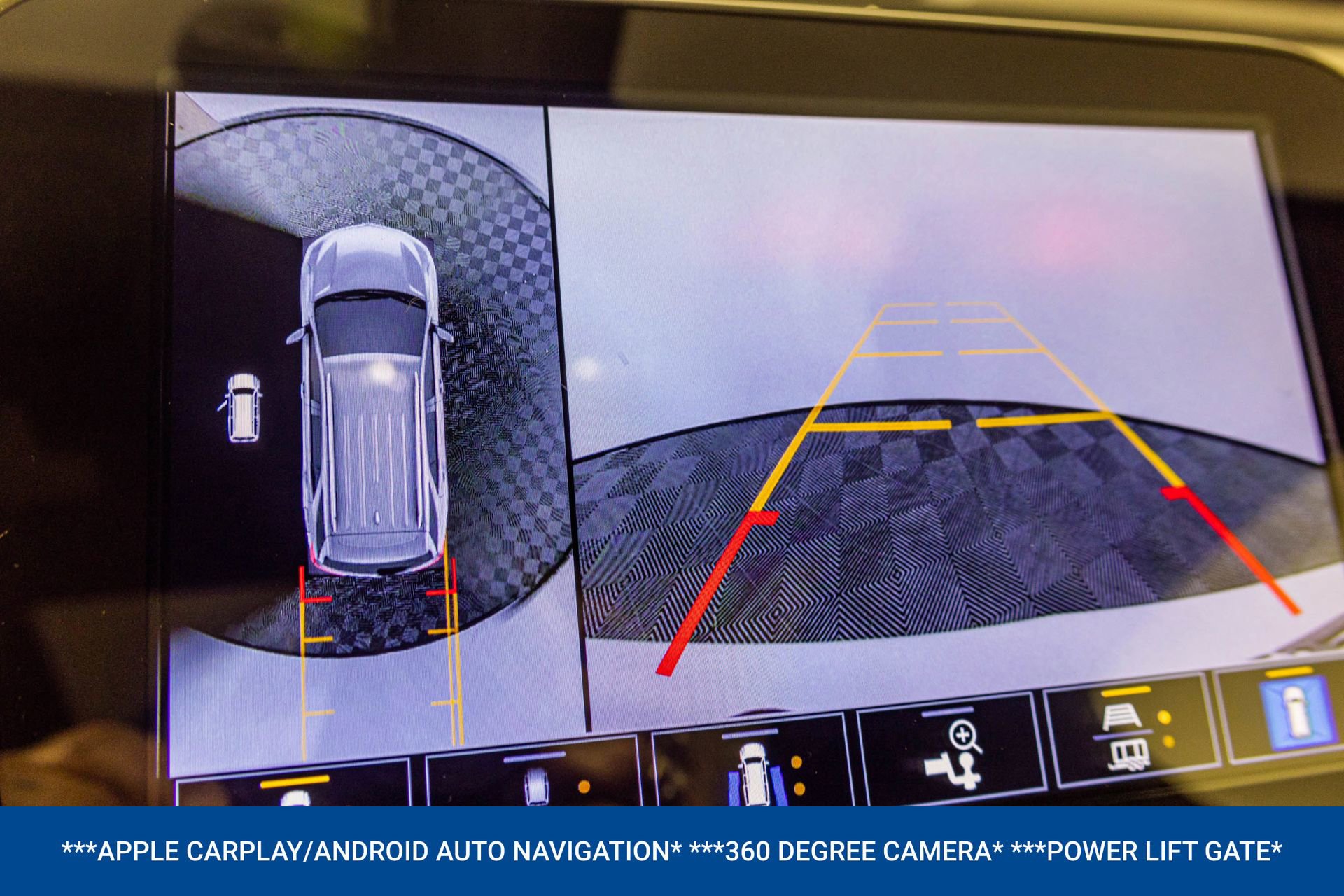 Used 2024 Chevrolet Equinox Premier image 11