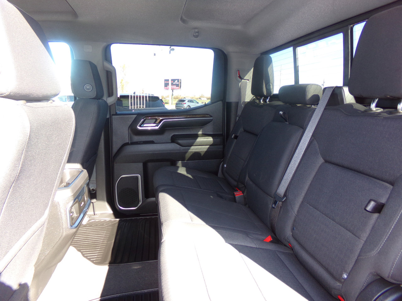 Used 2023 GMC Sierra 1500 Elevation w/ Preferred Package image 30