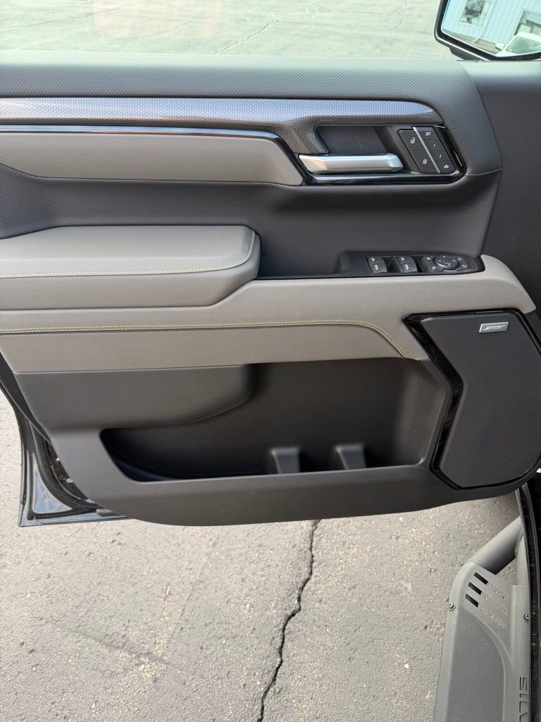 New 2026 Chevrolet Silverado 1500 ZR2 image 12