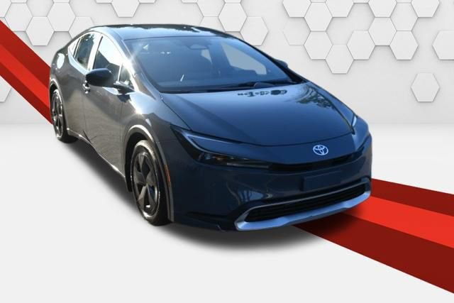 Used 2025 Toyota Prius Plug-In Hybrid FWD image 8