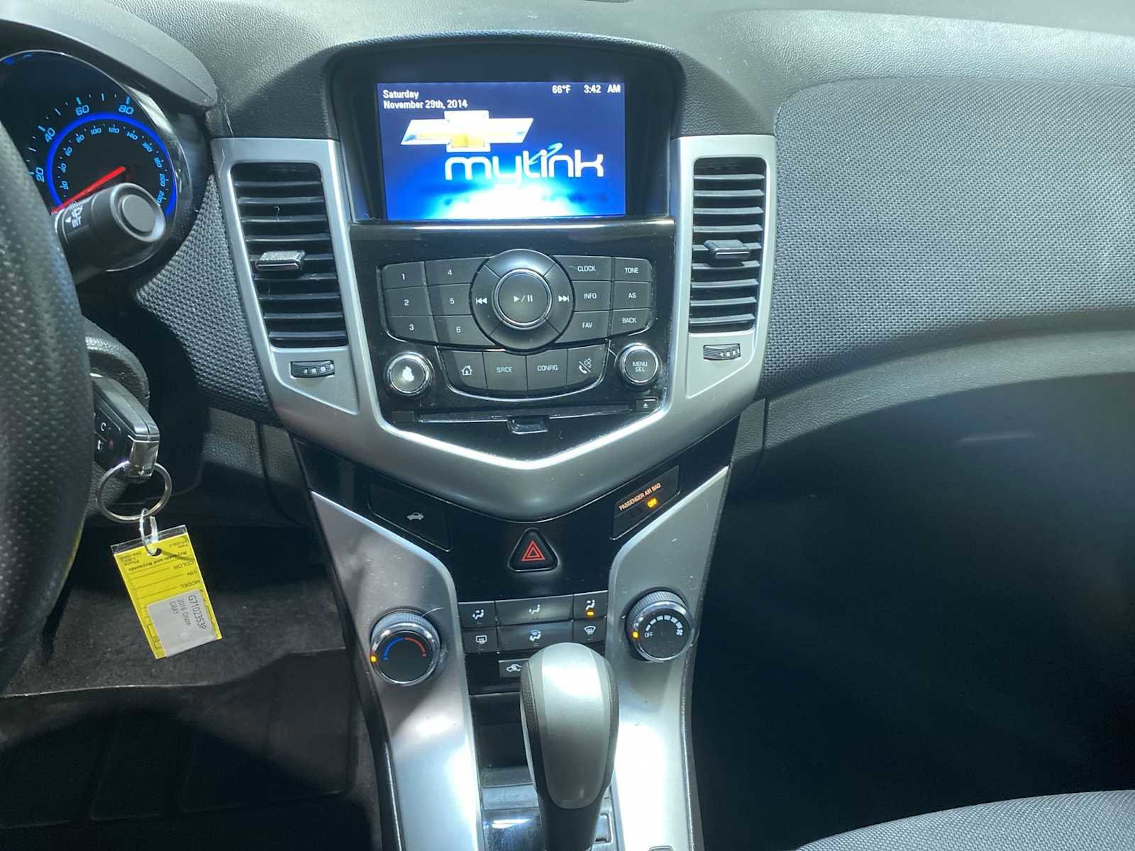 Used 2016 Chevrolet Cruze LT w/ Sun And Sound Package image 16