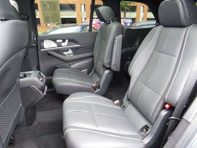 Used 2025 Mercedes-Benz GLS 450 4MATIC image 23