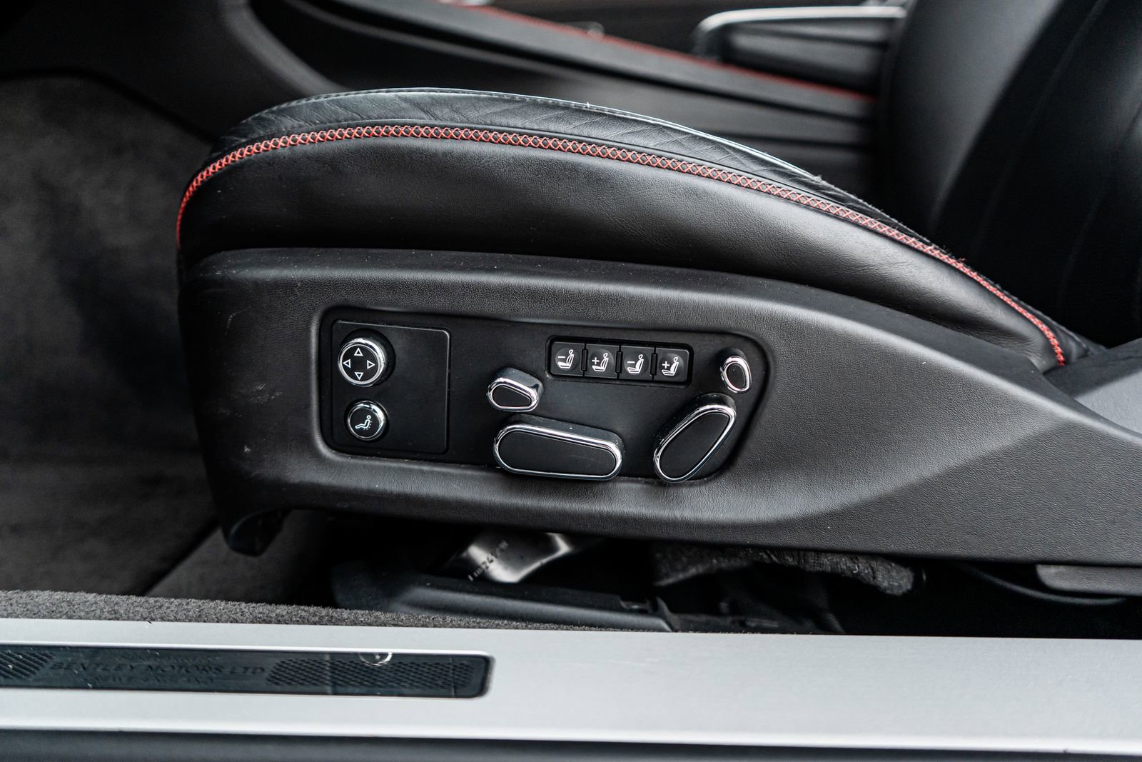 Used 2020 Bentley Continental GT image 26