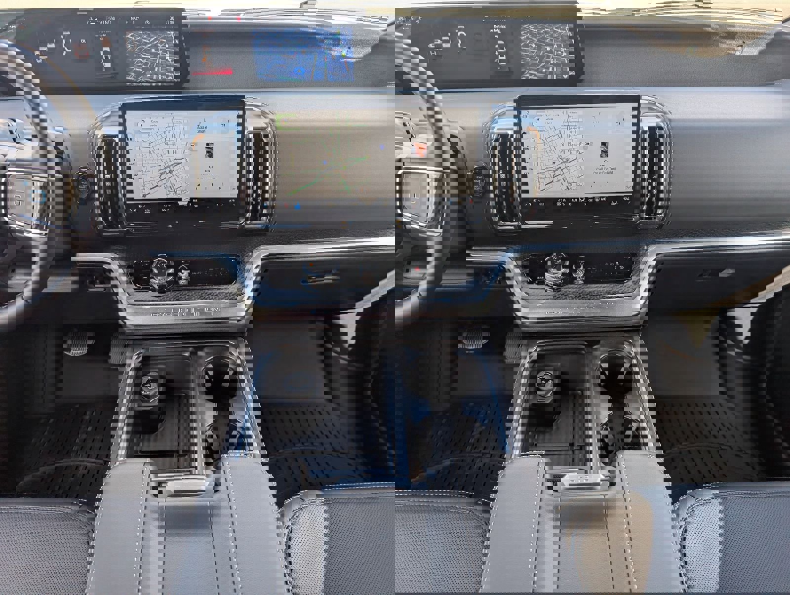 New 2026 Ford Expedition Platinum w/ Stealth Performance Package image 7