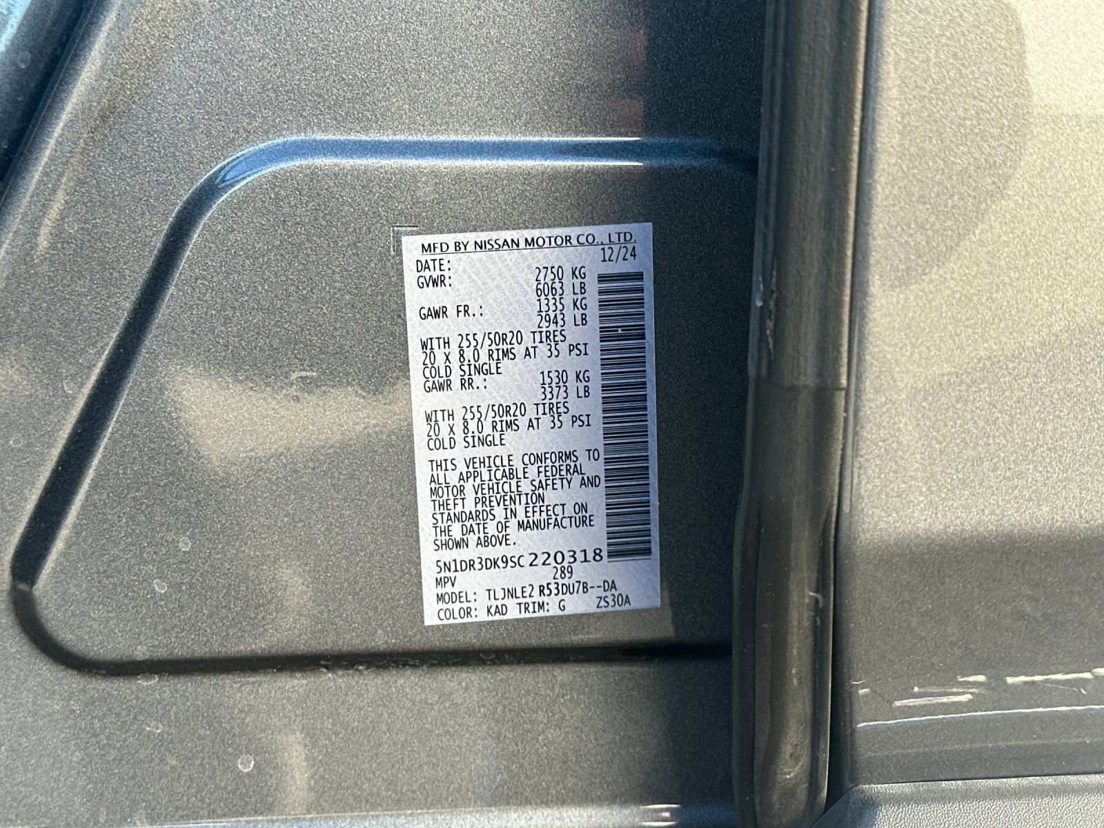 Used 2025 Nissan Pathfinder Platinum image 37