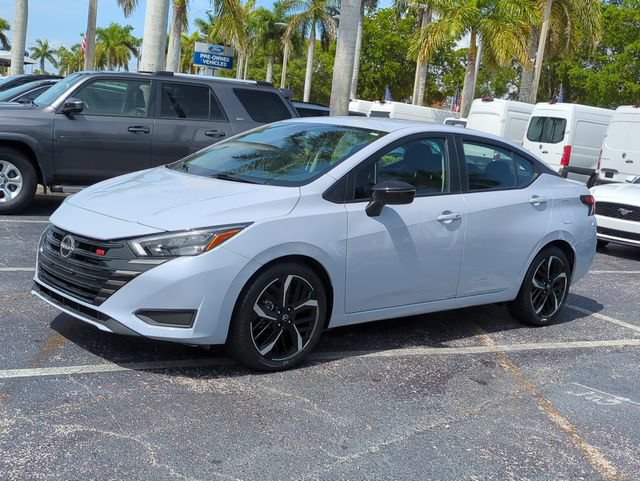 Used 2023 Nissan Versa SR w/ Trunk Package FWD image 32