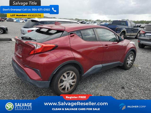Used 2019 Toyota C-HR LE image 4