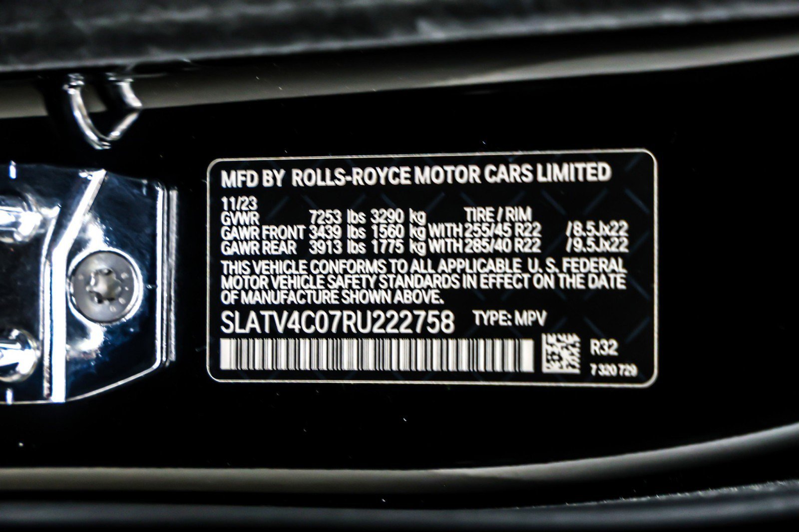 Used 2024 Rolls-Royce Cullinan image 24