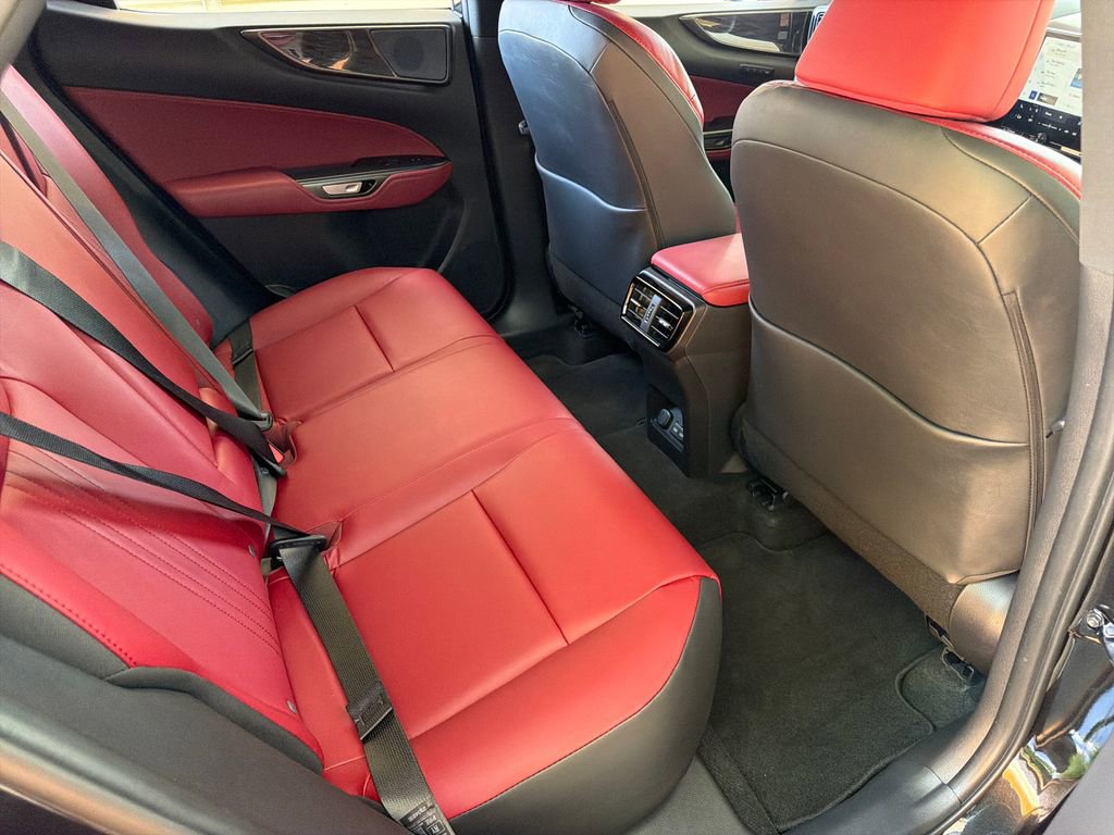 Used 2025 Lexus NX 250 FWD w/ Towing Package (2000 Lbs) image 33