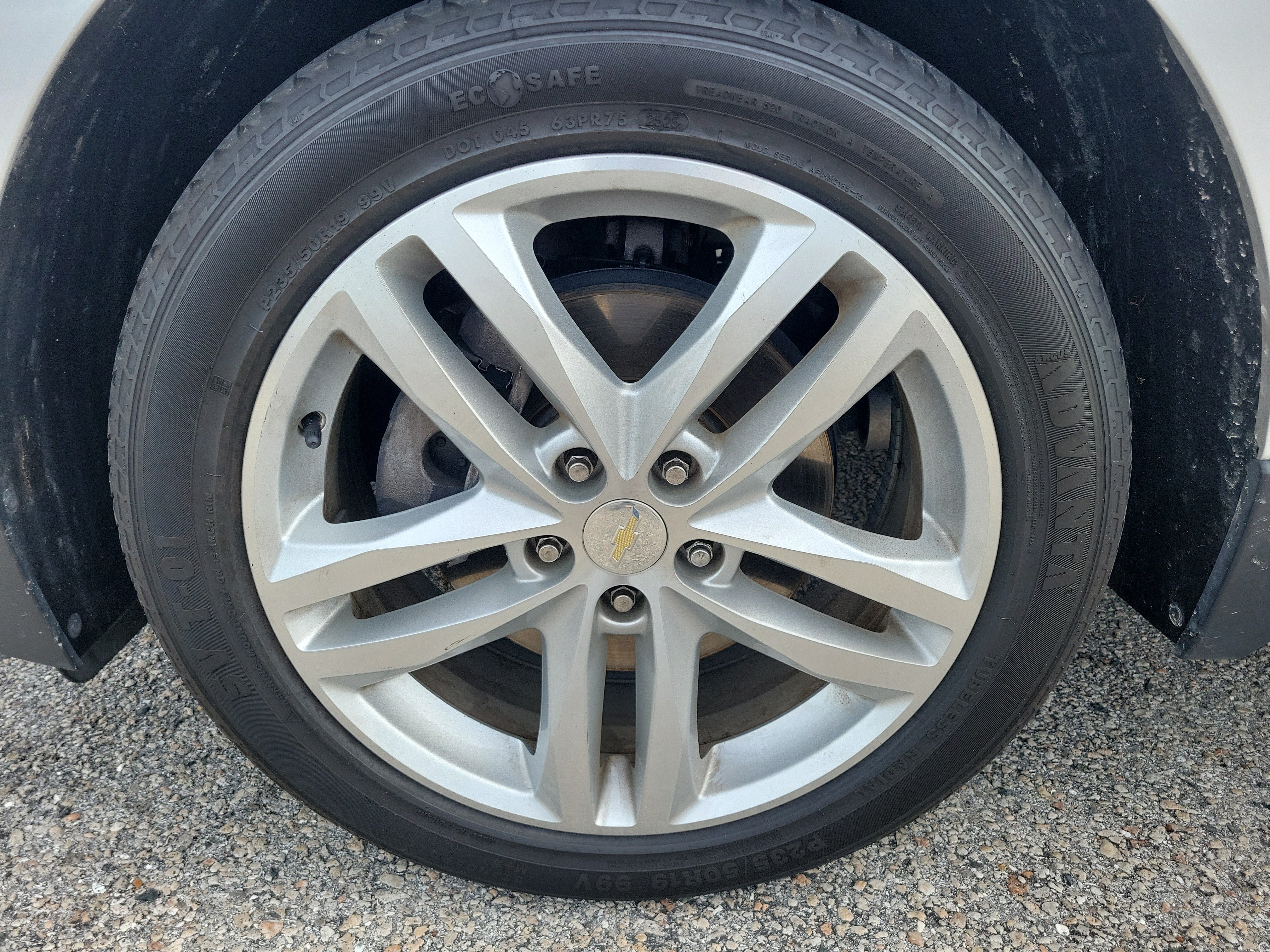 Used 2020 Chevrolet Equinox Premier FWD image 10