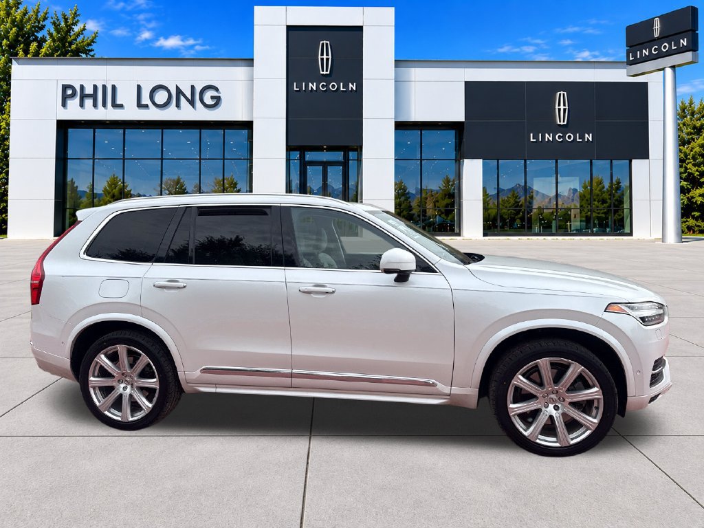 Used 2017 Volvo XC90 T8 Inscription w/ Luxury Package AWD/4WD image 9
