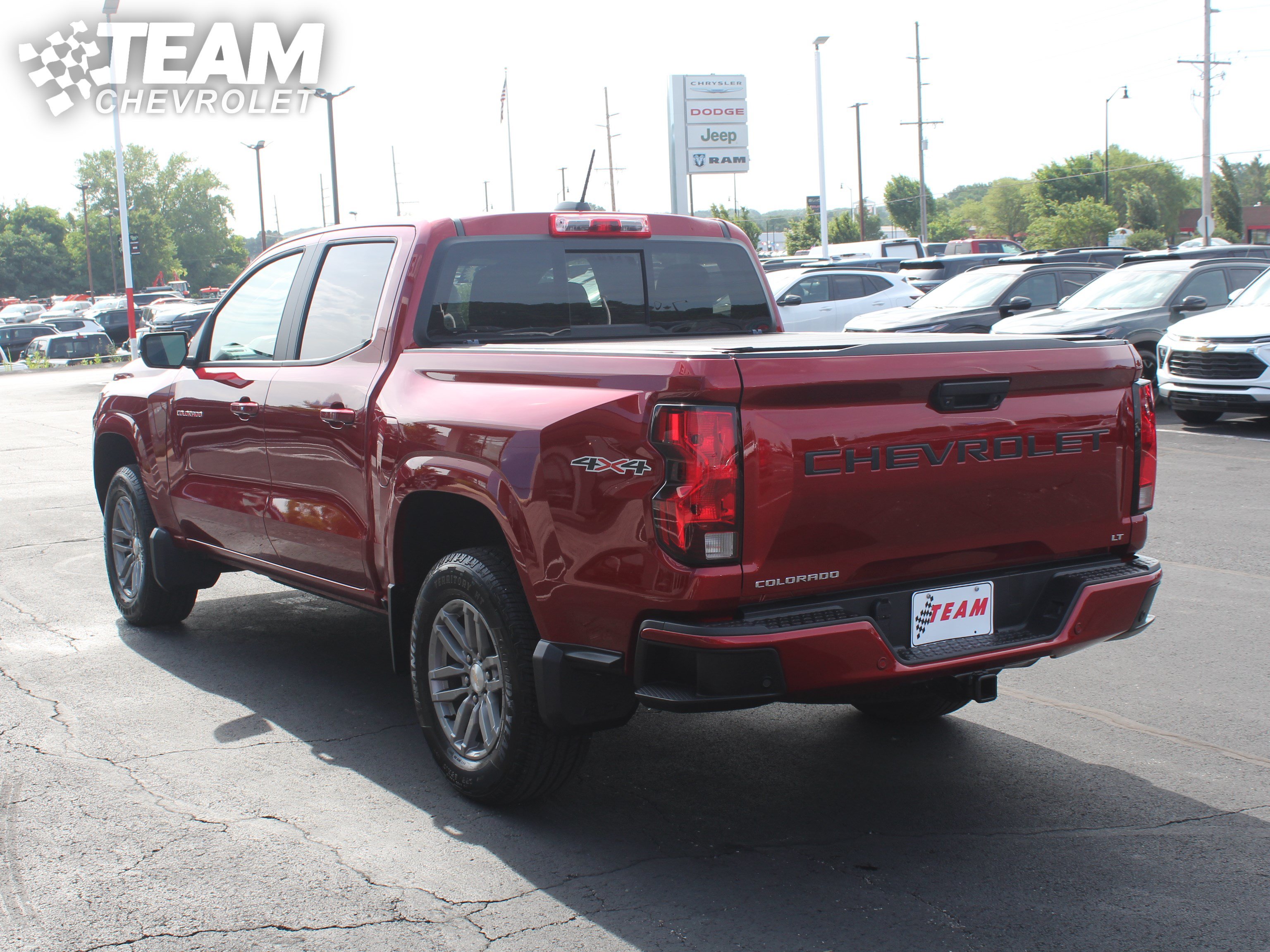 Certified 2023 Chevrolet Colorado LT w/ LT Convenience Package II AWD/4WD image 6