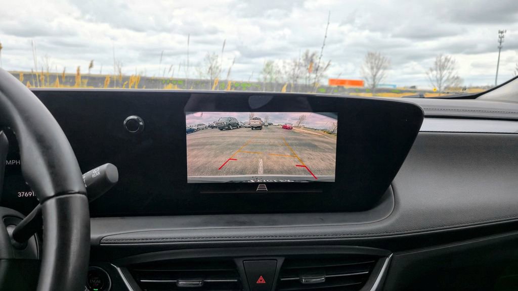 Used 2024 Buick Encore GX Preferred FWD image 29