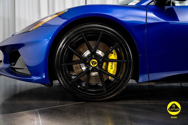 New 2026 Lotus Emira V6 SE image 8