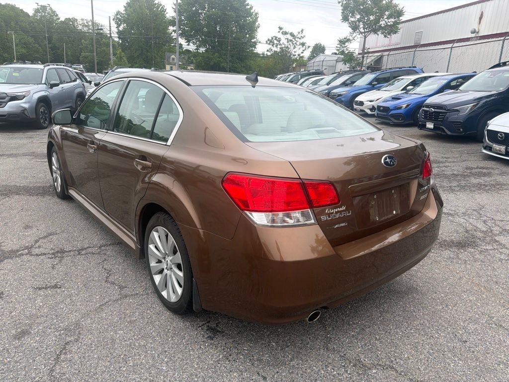 Used 2011 Subaru Legacy 2.5i Limited w/ Popular Equipment Group 2A AWD/4WD image 6