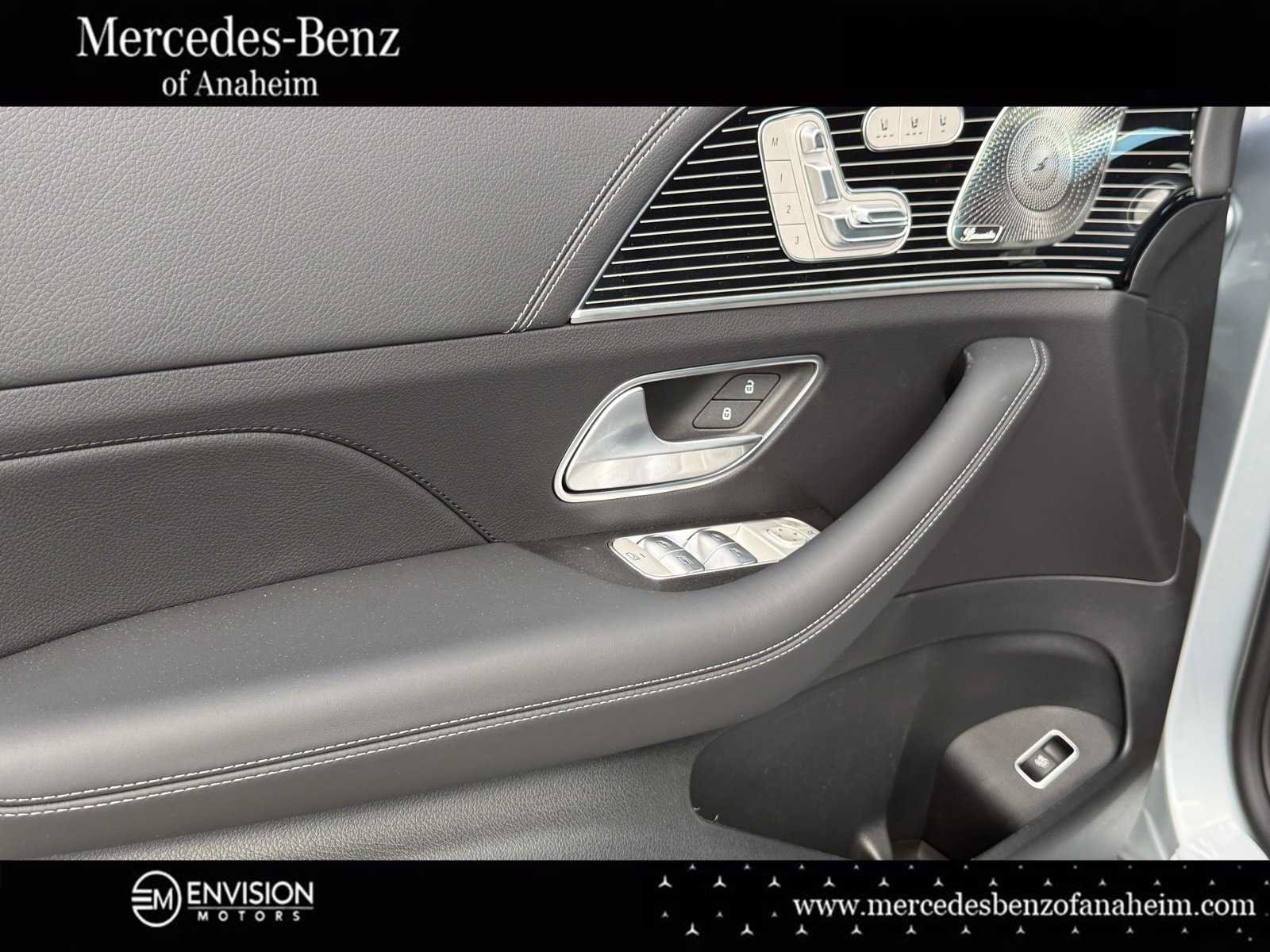 New 2026 Mercedes-Benz GLE 53 AMG 4MATIC image 13