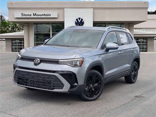 New 2025 Volkswagen Taos SE