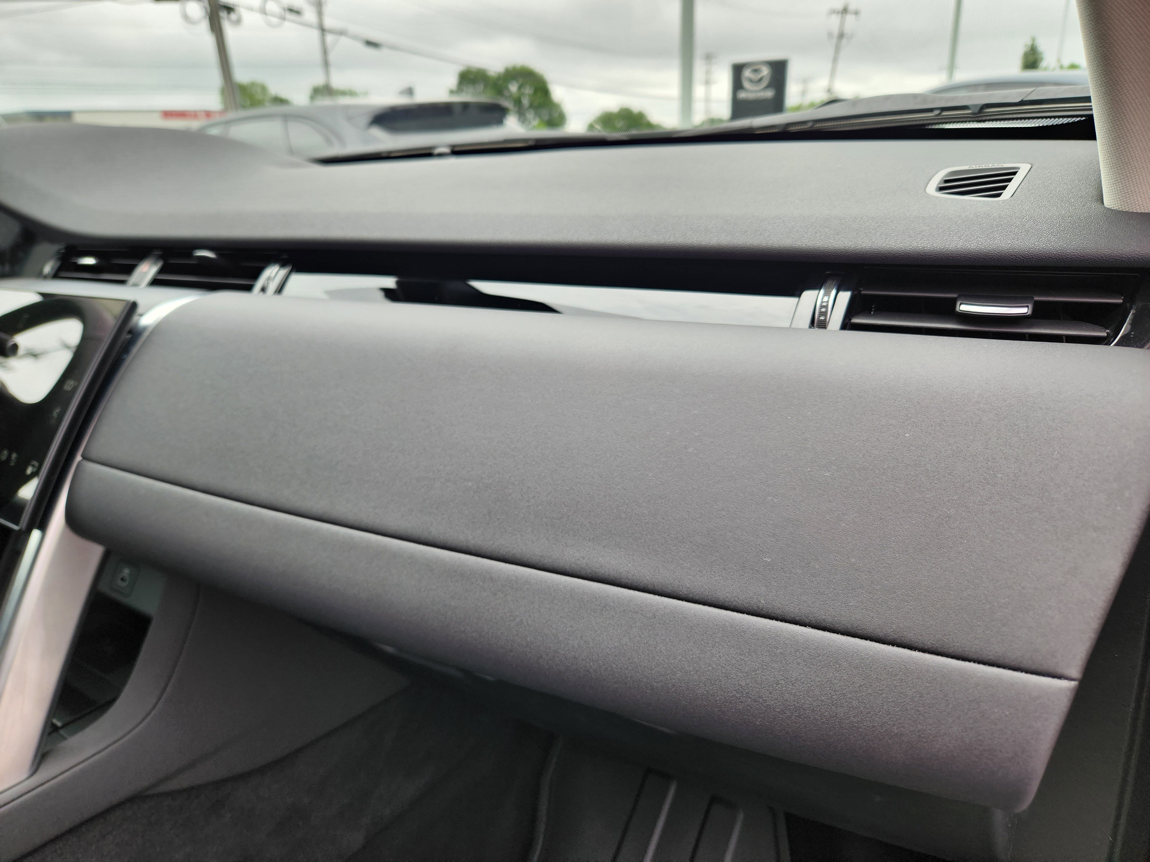 Certified 2025 Land Rover Discovery Sport S image 17