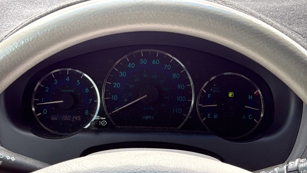 Used 2010 Toyota Sienna LE FWD image 19