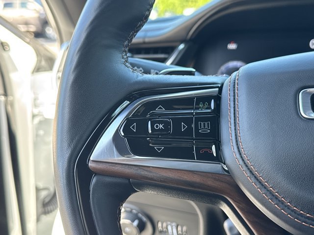 Certified 2025 Jeep Grand Cherokee L Summit AWD/4WD image 31