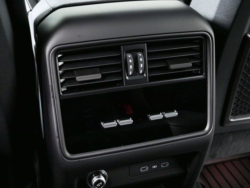 New 2026 Porsche Cayenne AWD/4WD image 22
