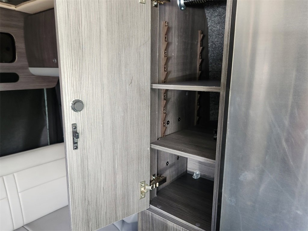 Used 2021 Mercedes-Benz Sprinter 144 Cargo image 31