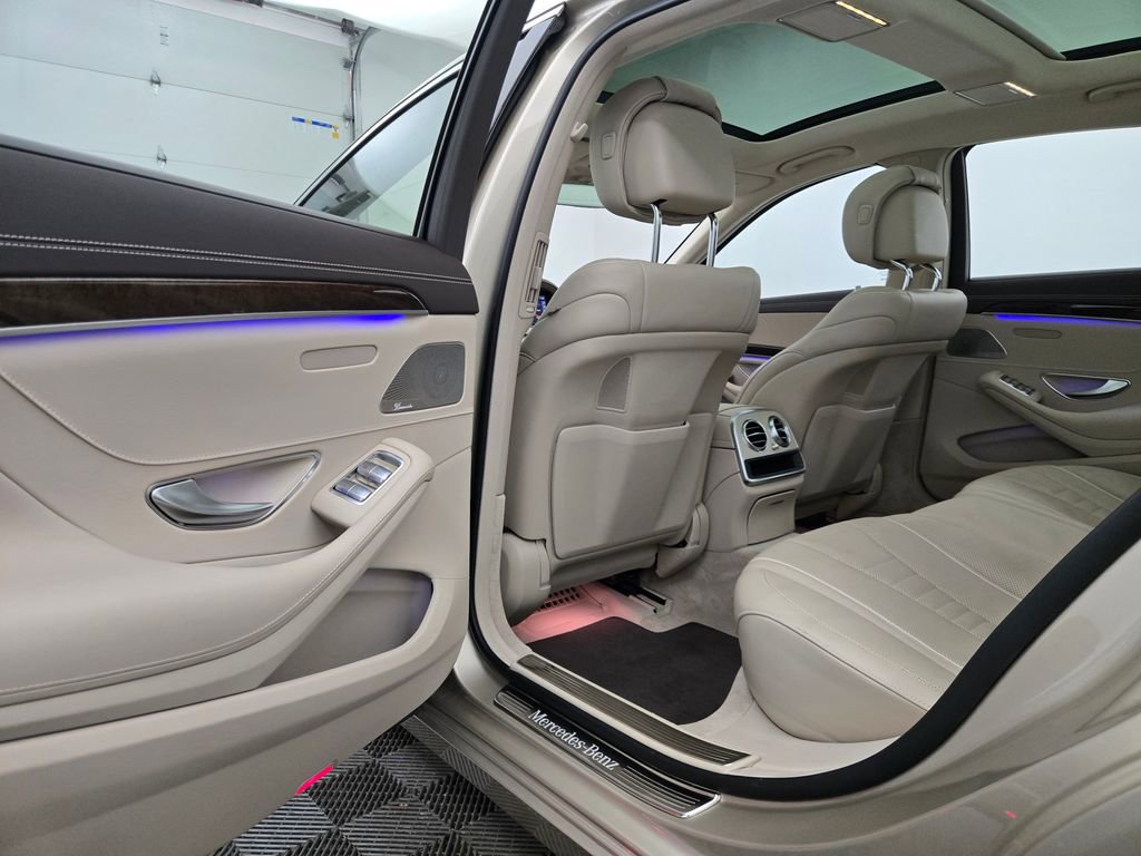 Used 2020 Mercedes-Benz S 560 4MATIC Sedan image 38