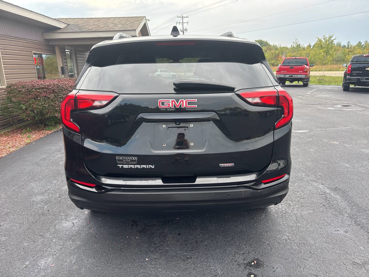Used 2019 GMC Terrain SLT w/ Infotainment Package II image 5