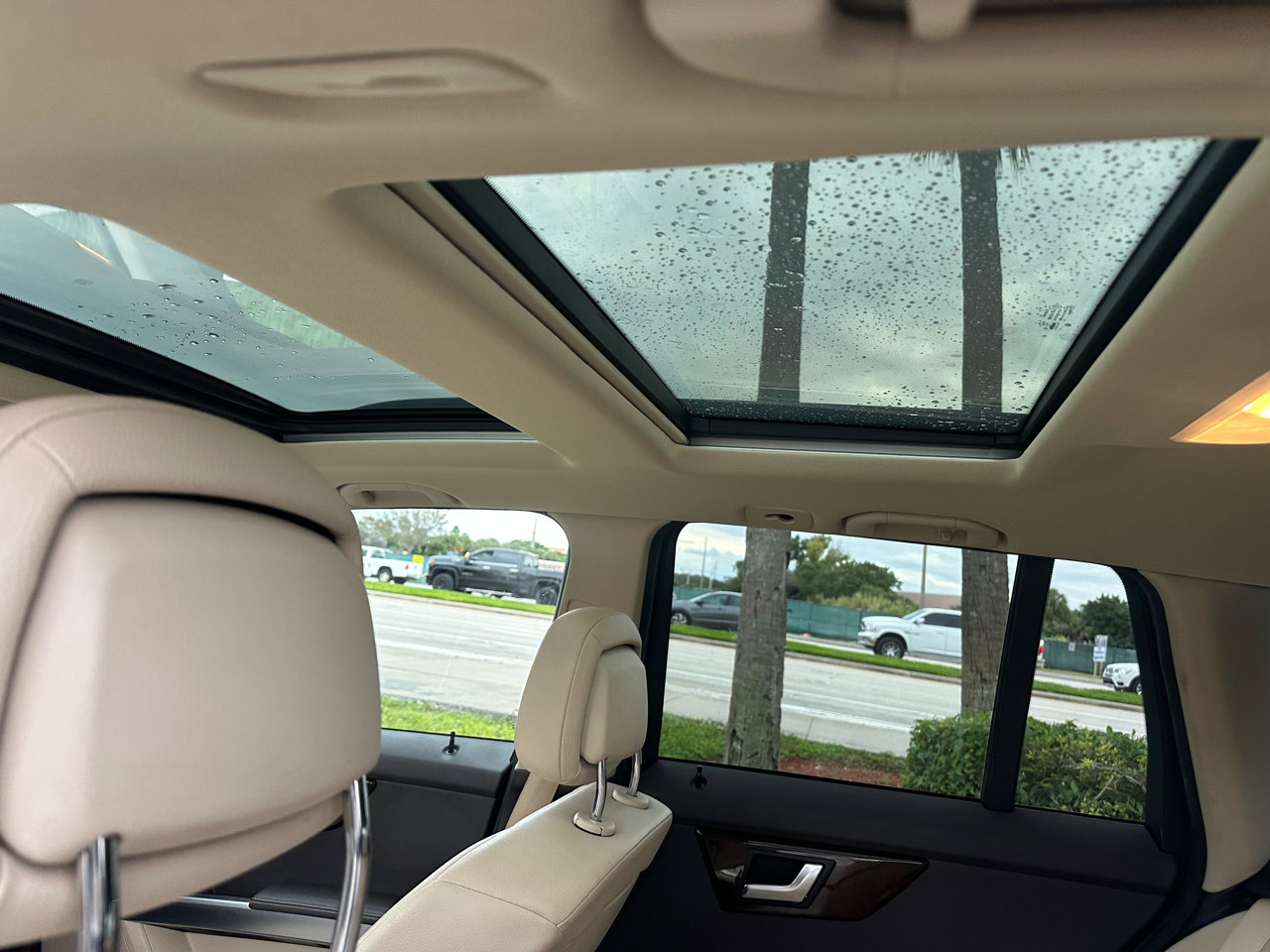 Used 2015 Mercedes-Benz GLK 350 4MATIC image 16