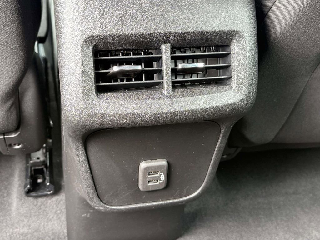 Used 2019 Chevrolet Equinox LS image 13