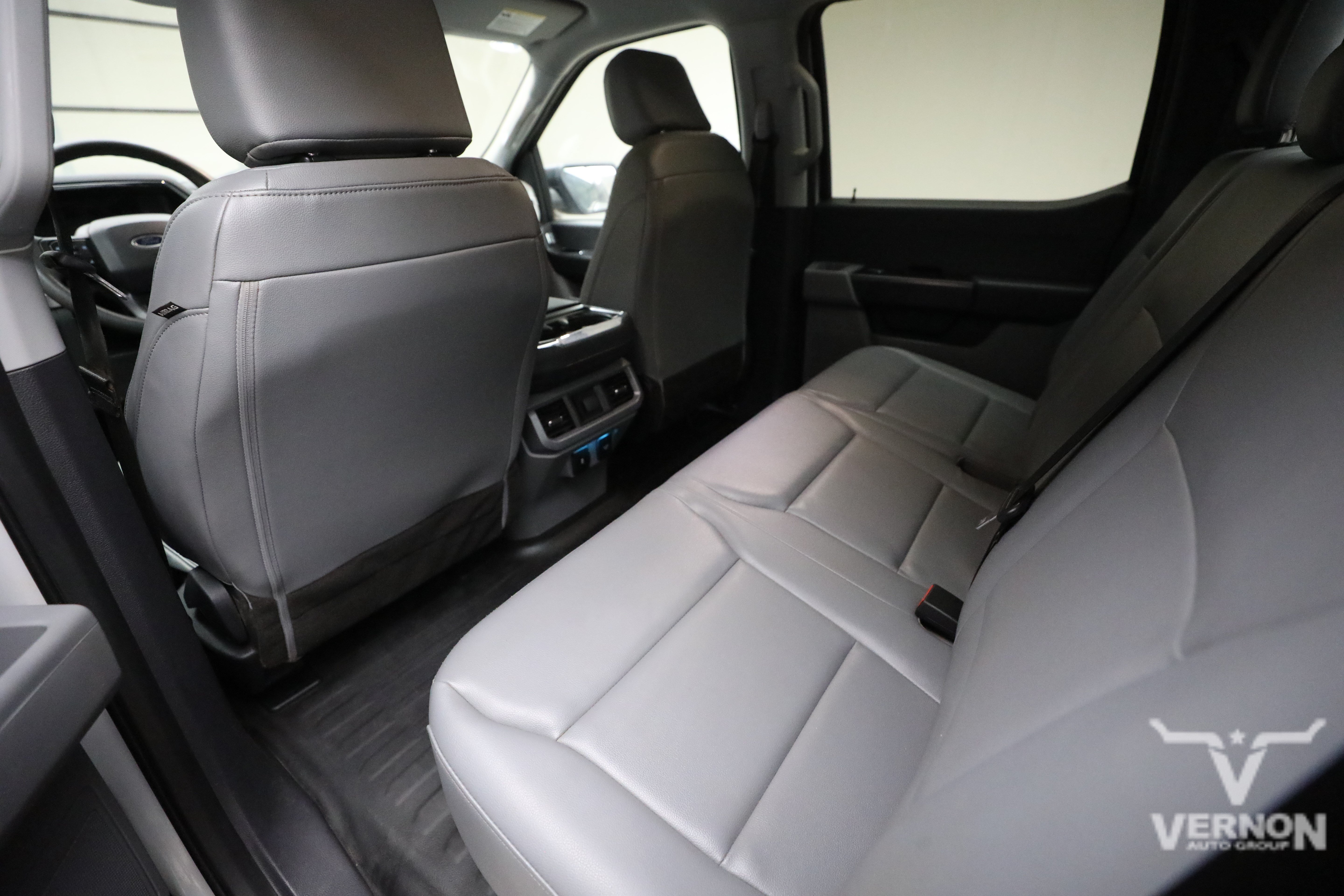 Used 2023 Ford F150 Lightning Pro AWD/4WD image 9