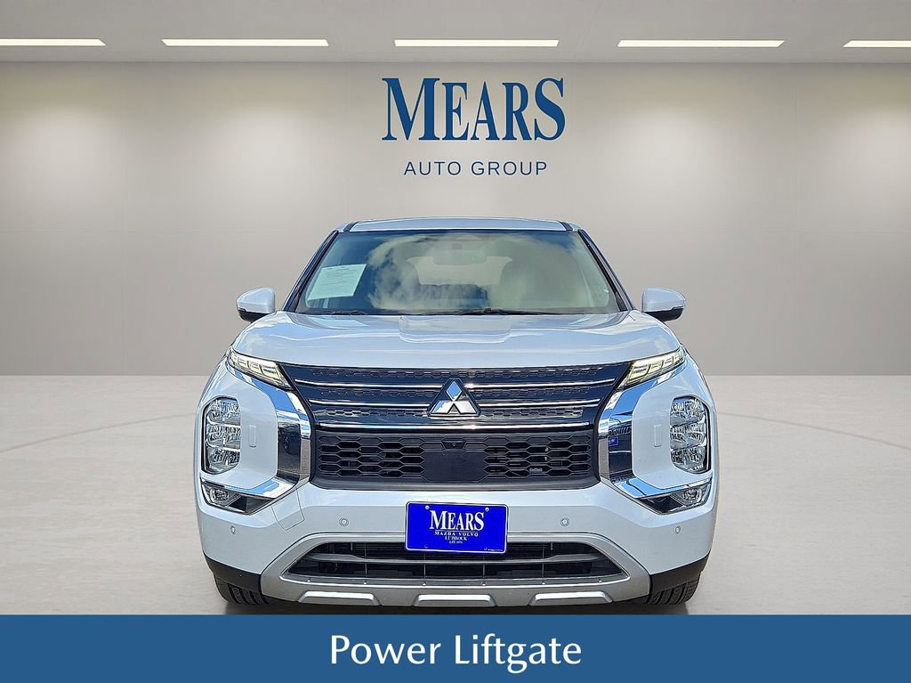 Used 2023 Mitsubishi Outlander SE image 9