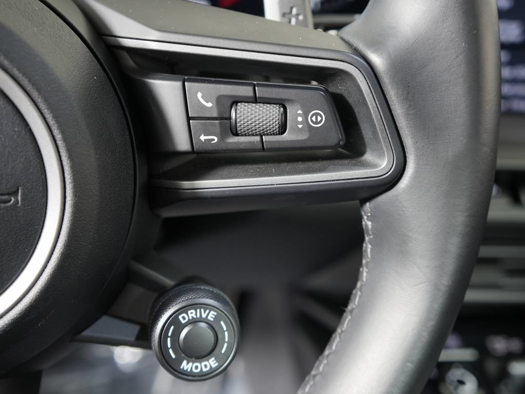 Certified 2021 Porsche 911 Carrera RWD image 29