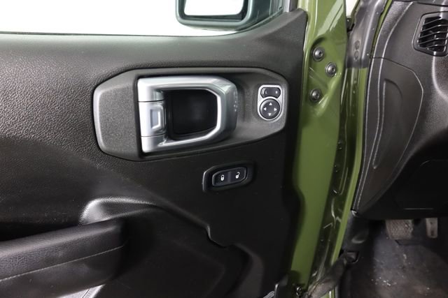 Used 2021 Jeep Wrangler Unlimited Rubicon w/ Cold Weather Group image 39